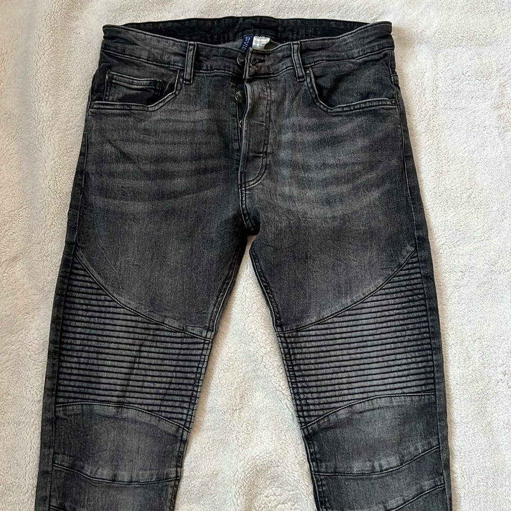 Gray Divided H&M jeans